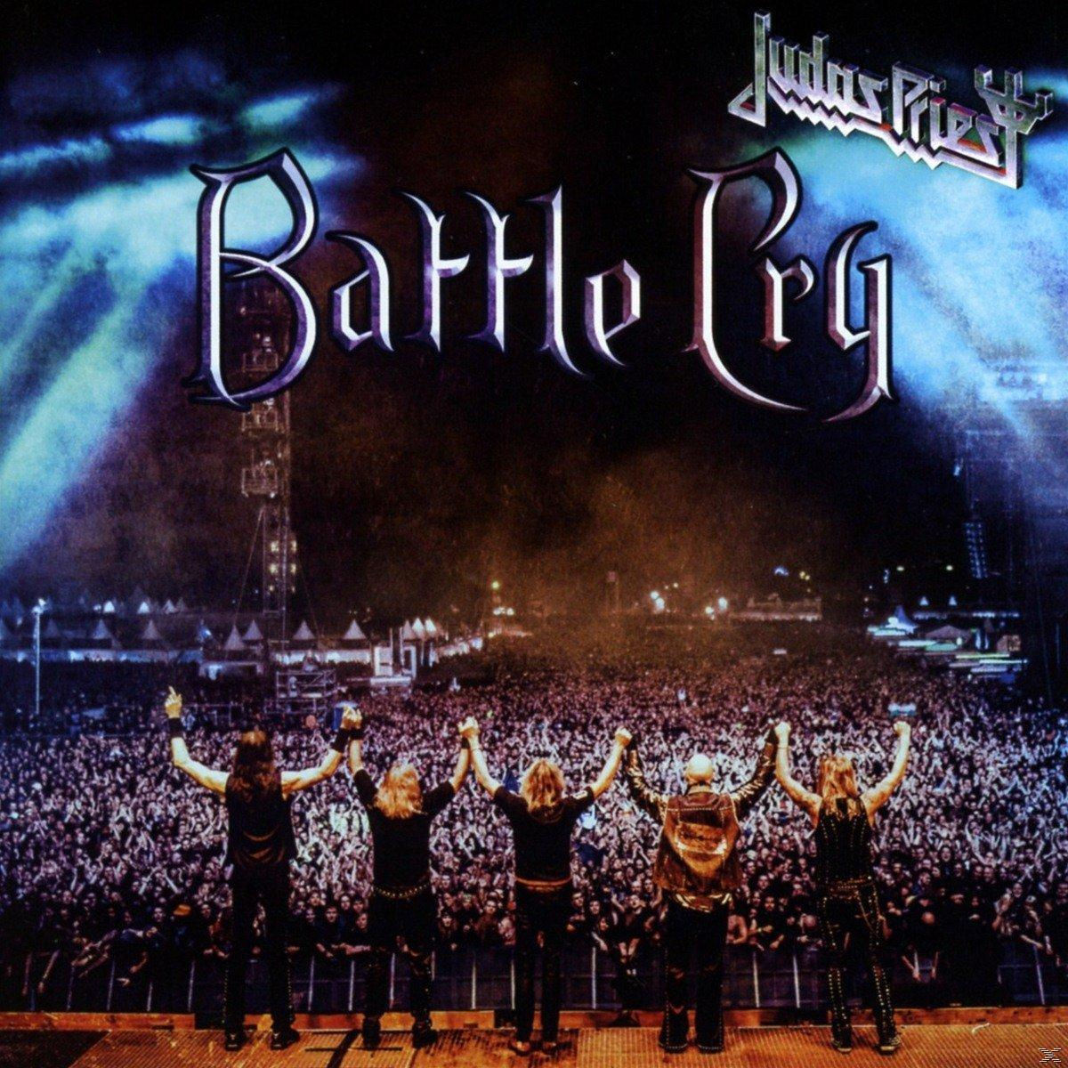 Judas Priest album borítója. Zenekar a színpadon, felemelt kezek, tömeg a háttérben.