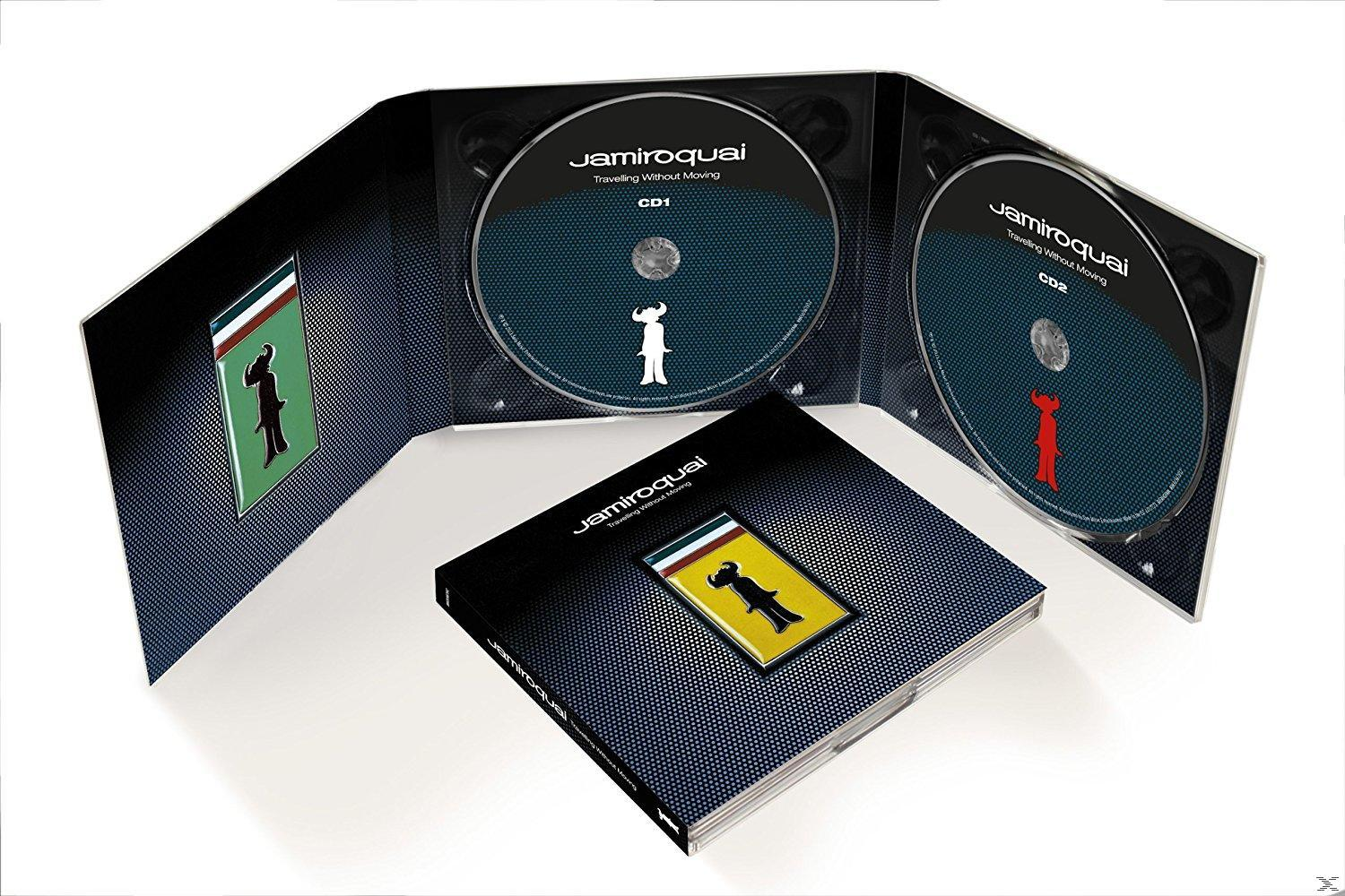 Nyitott CD-tok, CD-kkel. Balra egy grafika. Jobbra egy másik CD.