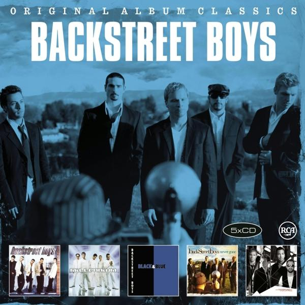 Albumcover mit fünf Männern, Text 'BACKSTREET BOYS' und Albumtiteln.