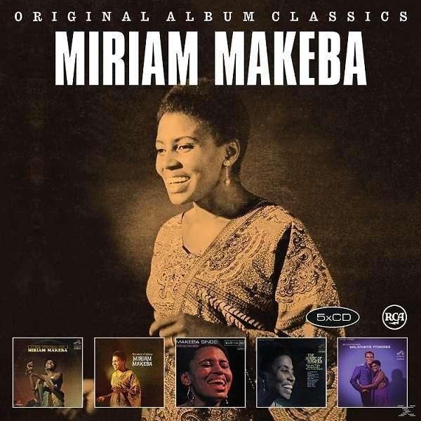 Album borító Miriam Makebával, album borítókkal és szöveggel barna háttéren.