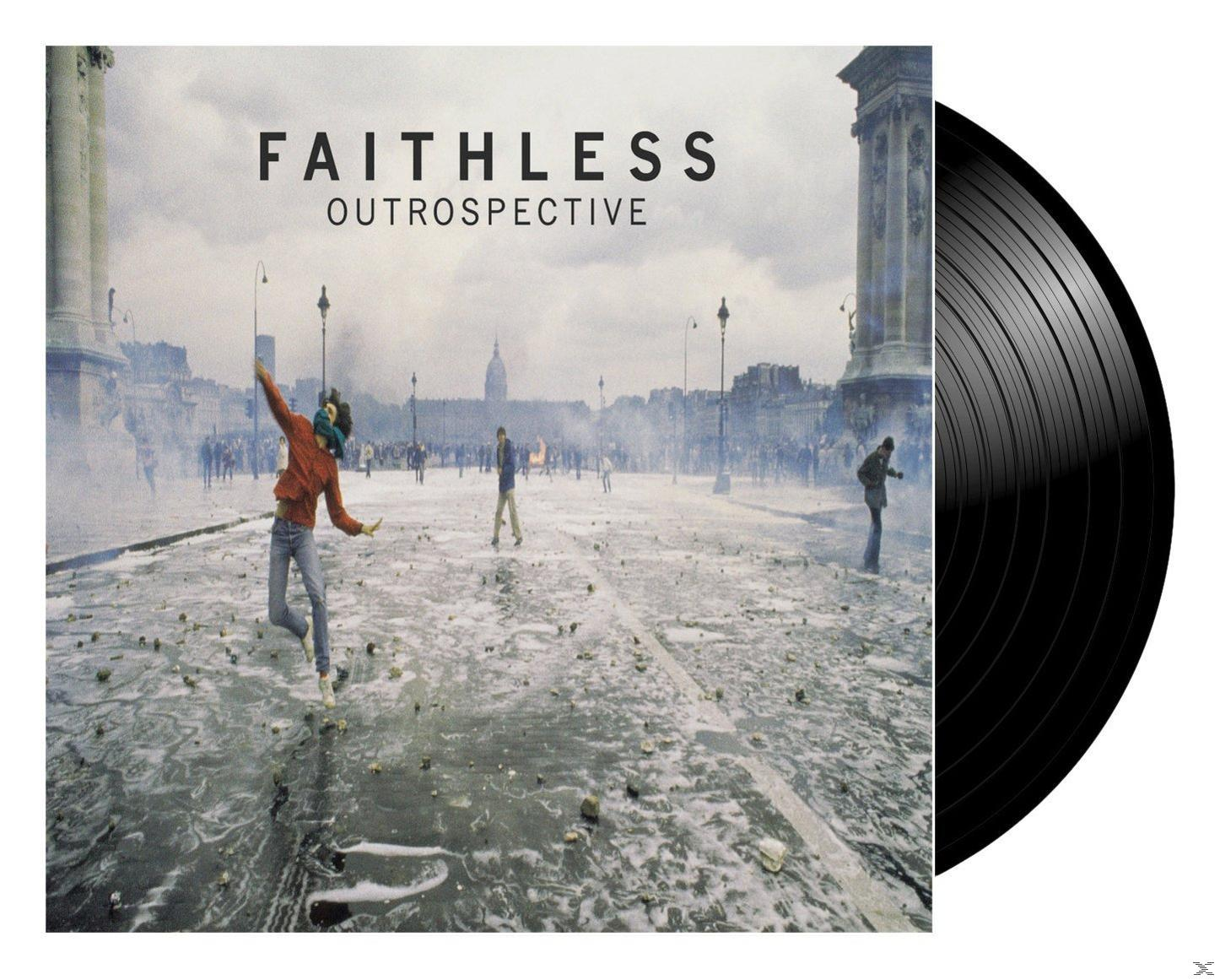 Faithless album borító tömegjelenettel.
