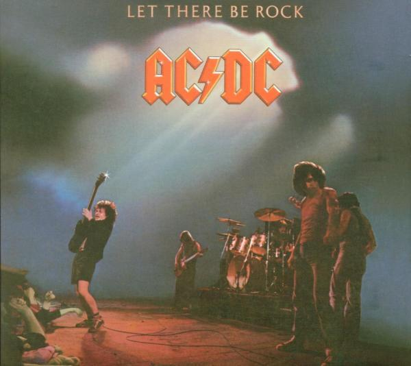 AC/DC album borítója. A zenekar a színpadon játszik. Az album címe felül van.