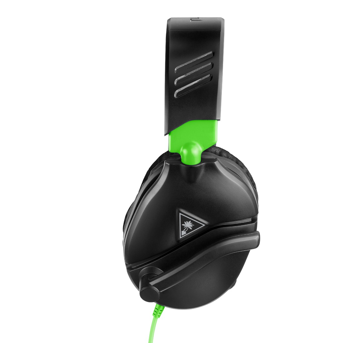 Schwarzes und grünes Gaming-Headset mit Mikrofon, isoliert auf Weiß.