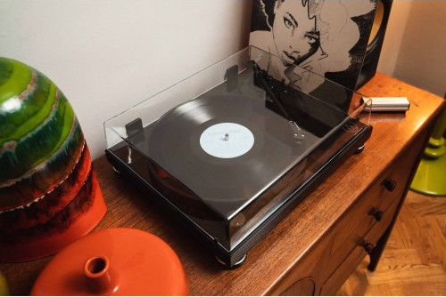 AUDIO TECHNICA Tourne-disque Noir (AT-LPW50PB)