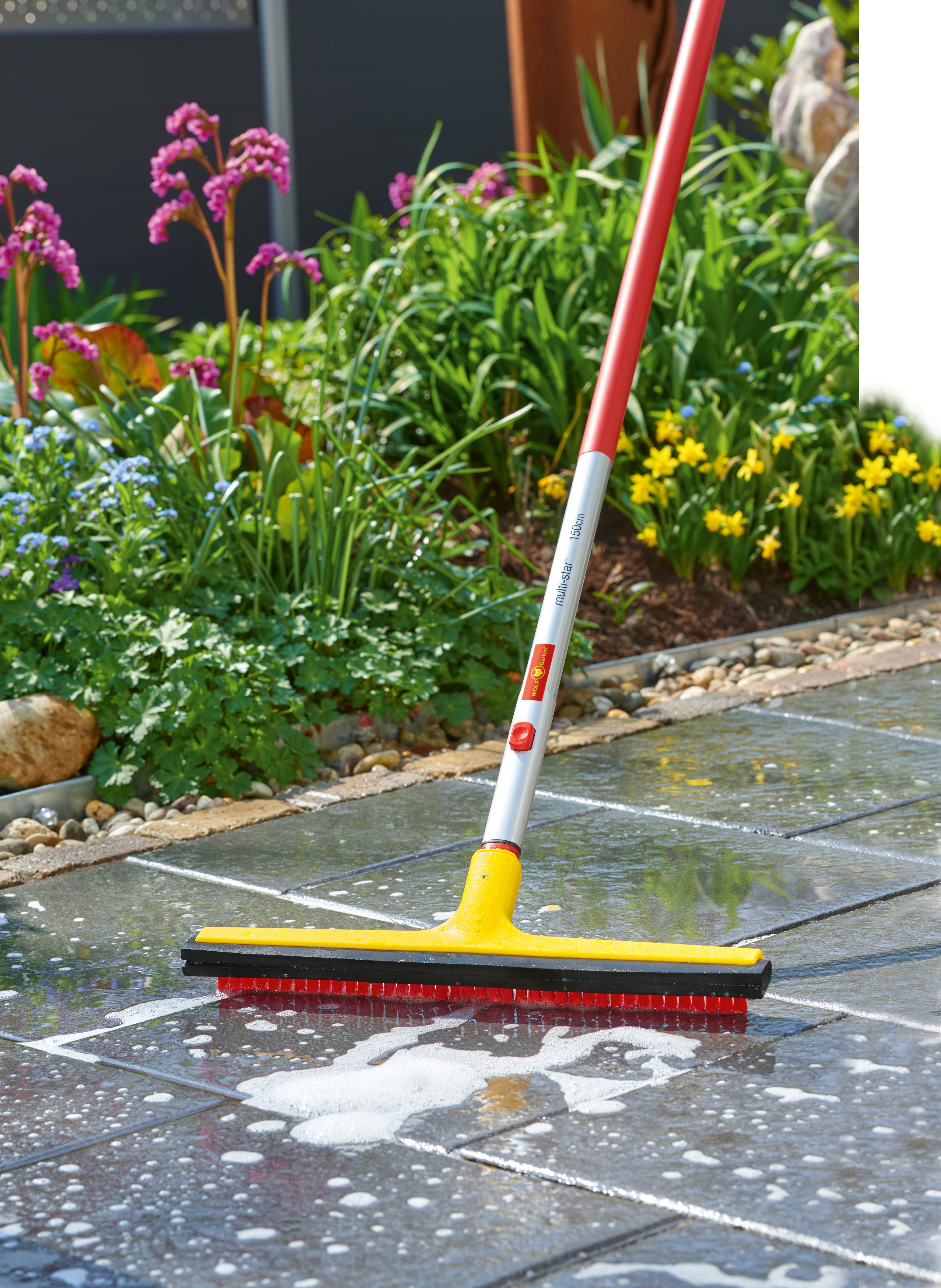 WOLF multi-star® BW 45 M Wasserschieber mit Schrubberleiste Rot