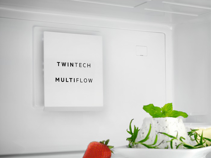 AEG RCB646E3MB Kombinált hűtőszekrény, NoFrost, 192x70 cm