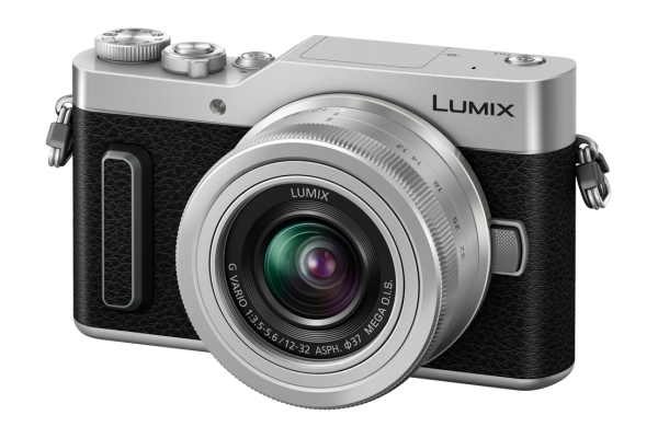 PANASONIC DC-GX 880 Systemkamera mit Objektiv 12-32 mm, 7,5 cm Display, WLAN