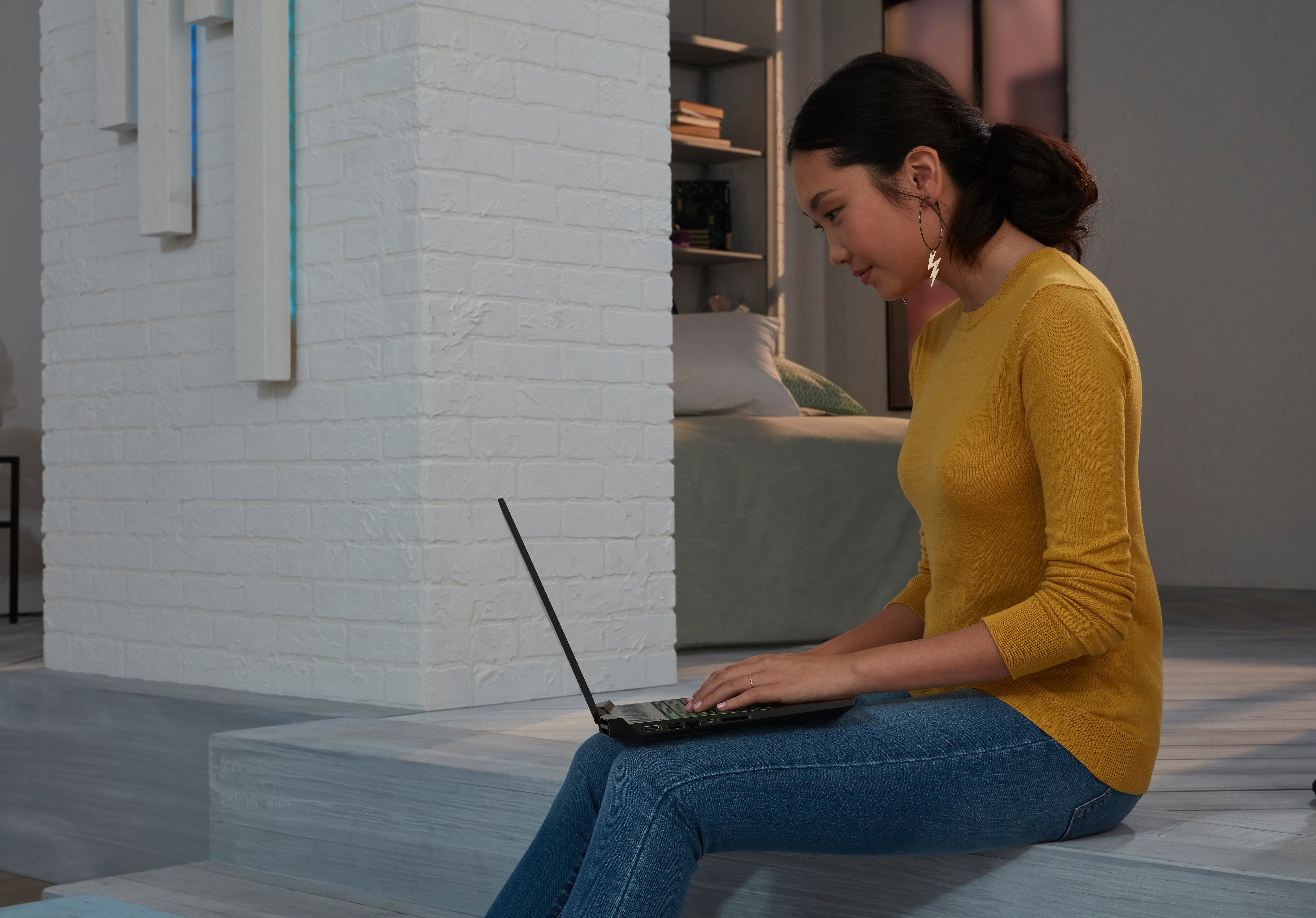 HP 15-cx0322ng - 15,6 Zoll - Intel® Core™ i5 i5-8300H - 12 GB - 1 TB - NVIDIA GeForce® GTX 1050 - Windows 10 Home (64 Bit)