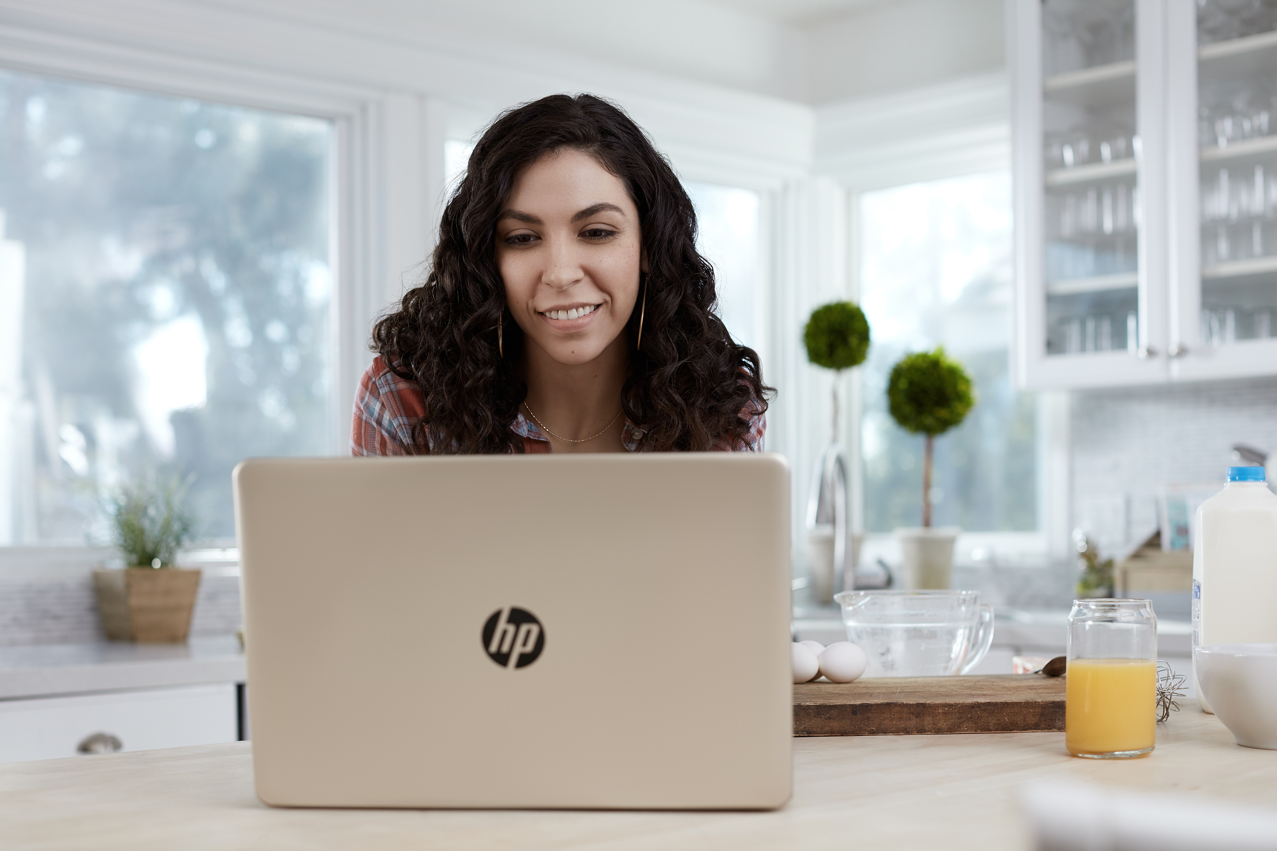 HP 15-bs571ng - 15,6 Zoll - Intel® Pentium® N3710 - 4 GB - 1 TB - Intel® HD 405 - Windows 10 Home (64 Bit)