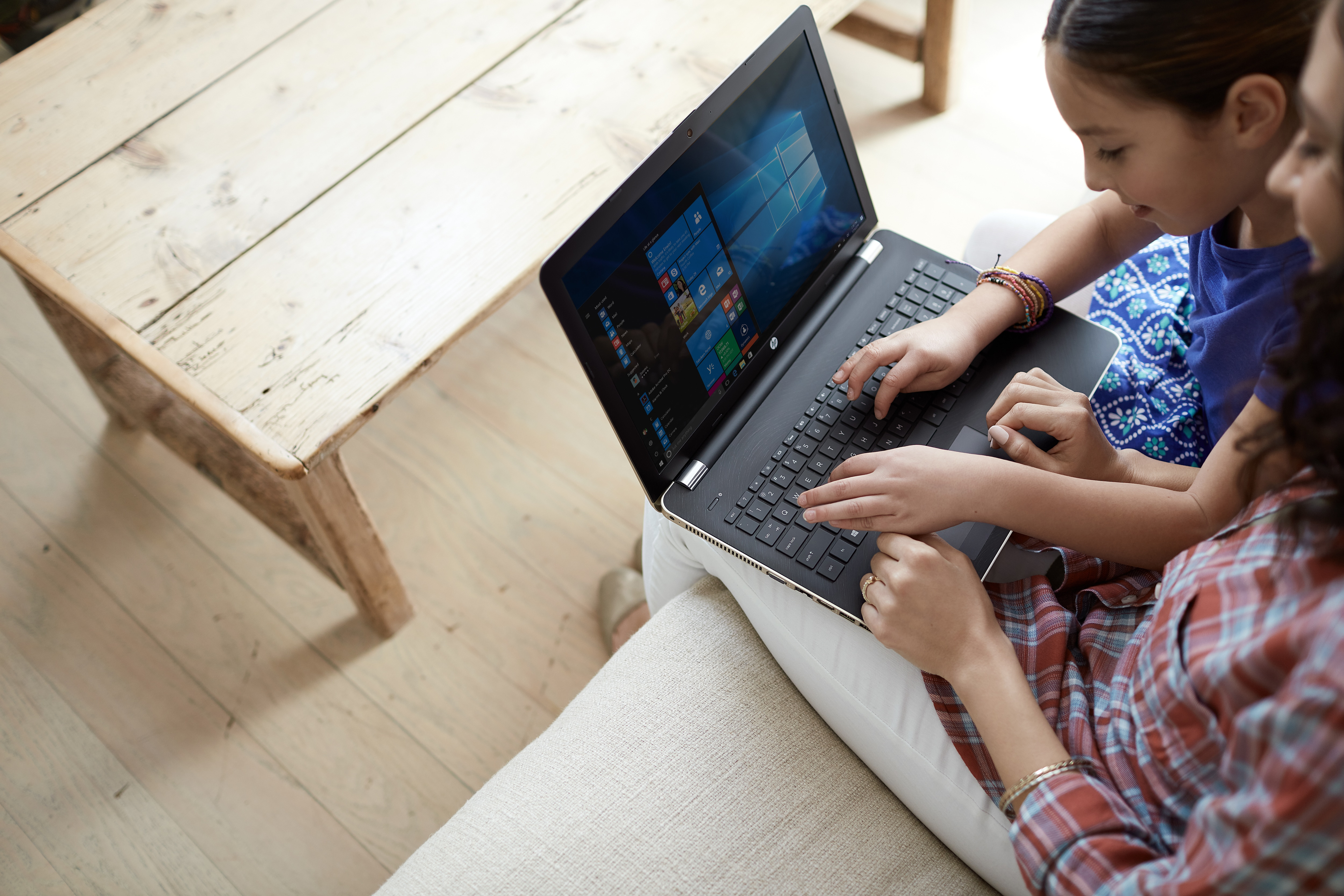 HP 15-bs571ng - 15,6 Zoll - Intel® Pentium® N3710 - 4 GB - 1 TB - Intel® HD 405 - Windows 10 Home (64 Bit)