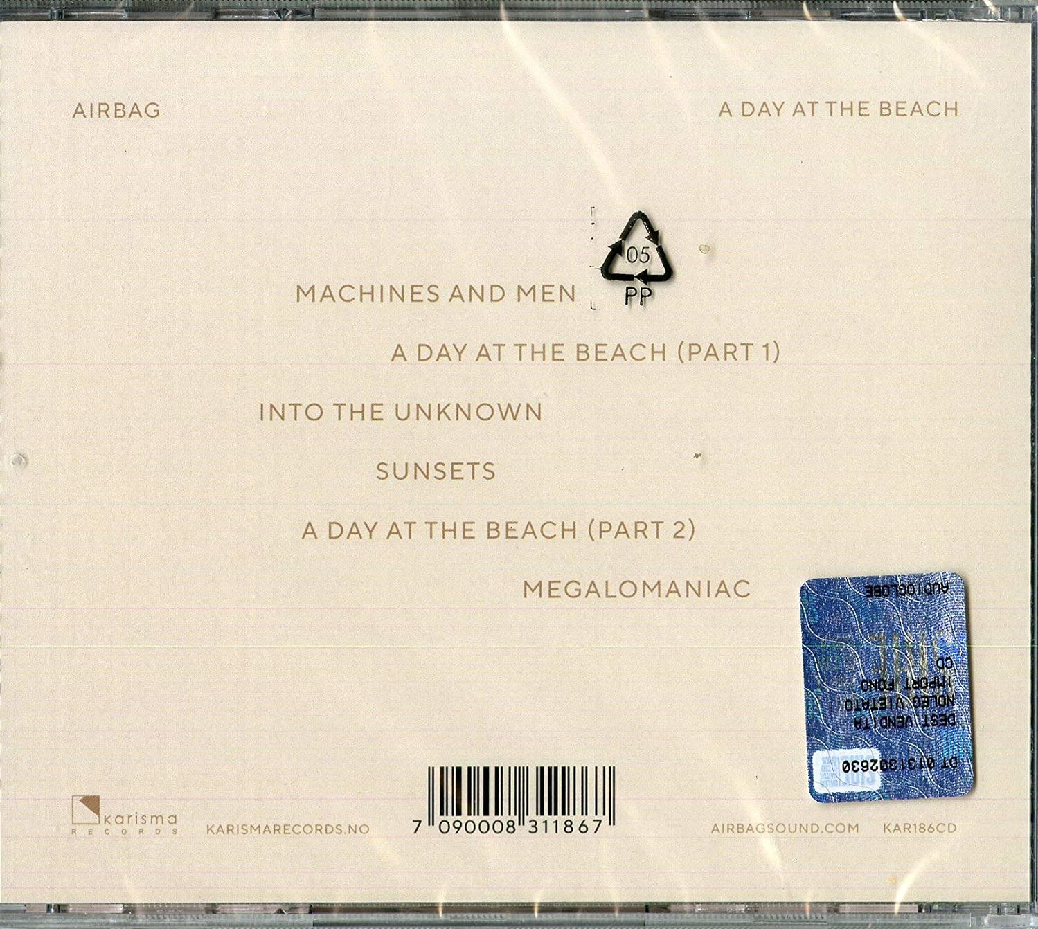 CD-Hülle mit sichtbaren Songtiteln, einem Aufkleber und Text der Rückseite.