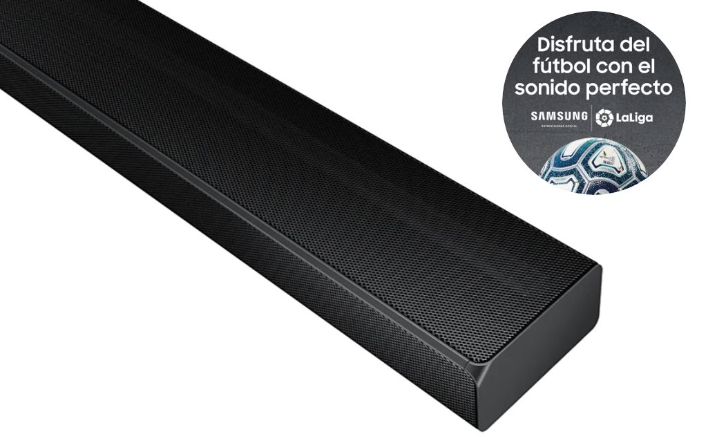 Un horno plateado con puerta de cristal negra. Tiene mandos y una pantalla digital.