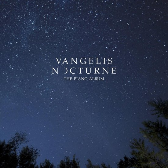 Pochette d'album : Un ciel étoilé nocturne. Titre Vangelis Nocturne. Le sous-titre de l'album de piano. Arbres en bas.
