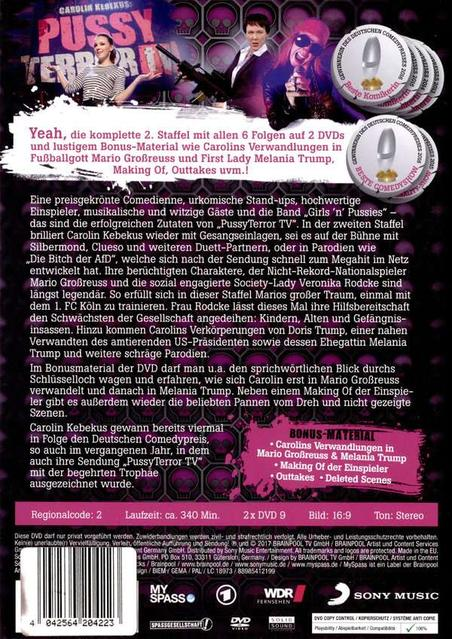 Ein DVD-Cover mit Text und einer Frau in einem Kleid, die eine Waffe hält.