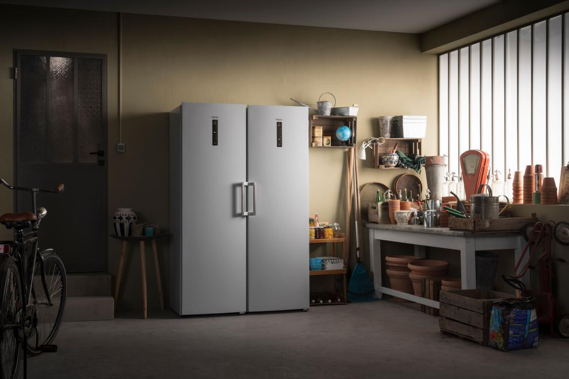 Congelador vertical - Haier Instaswitch H3F-320WTAAU1, 330l, 190cm, Convertible a frigorífico, WIFI, Blanco