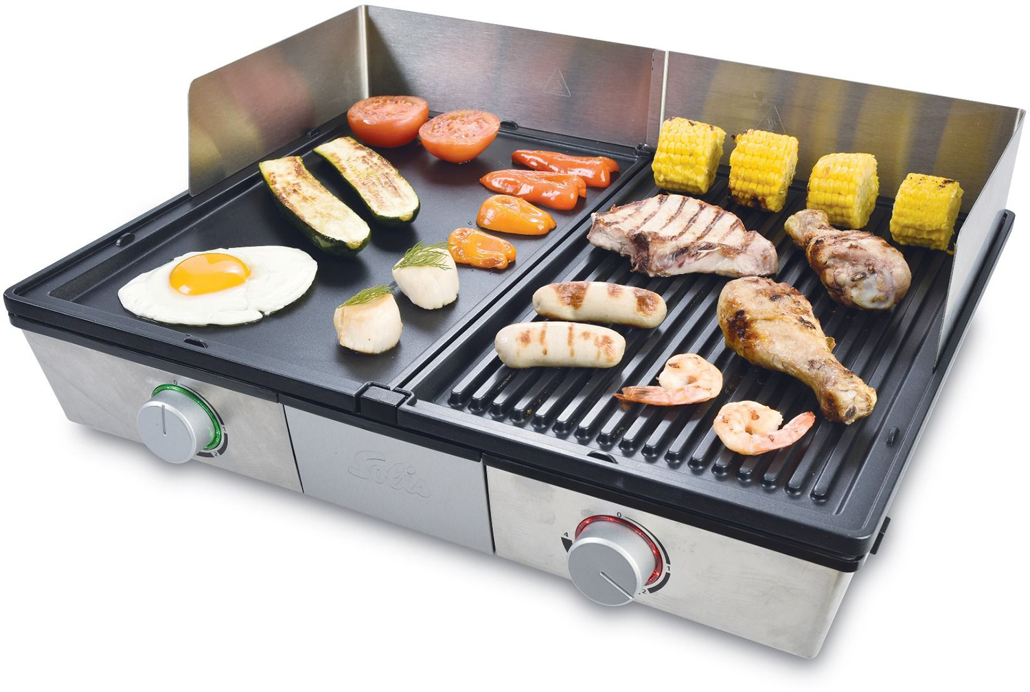 Grill met gegrild voedsel: biefstuk, kip, groenten.