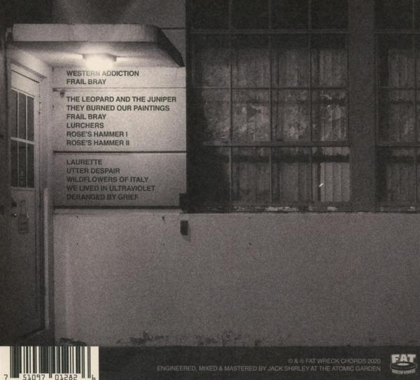 Albumcover mit Text. Schwarzweißfoto mit weißem Text.