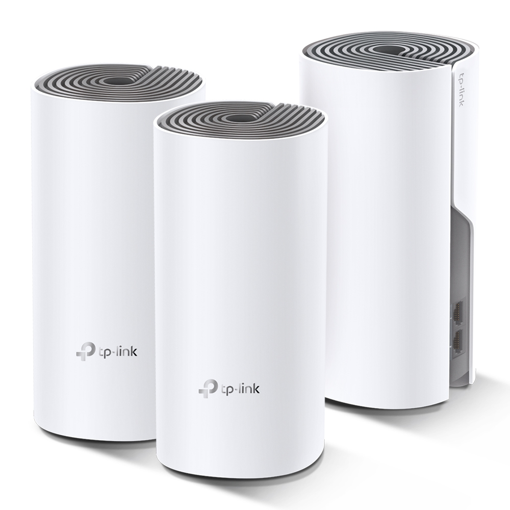 Beyaz bir arka plan üzerinde üç beyaz tp-link mesh WiFi cihazı gösteriliyor.