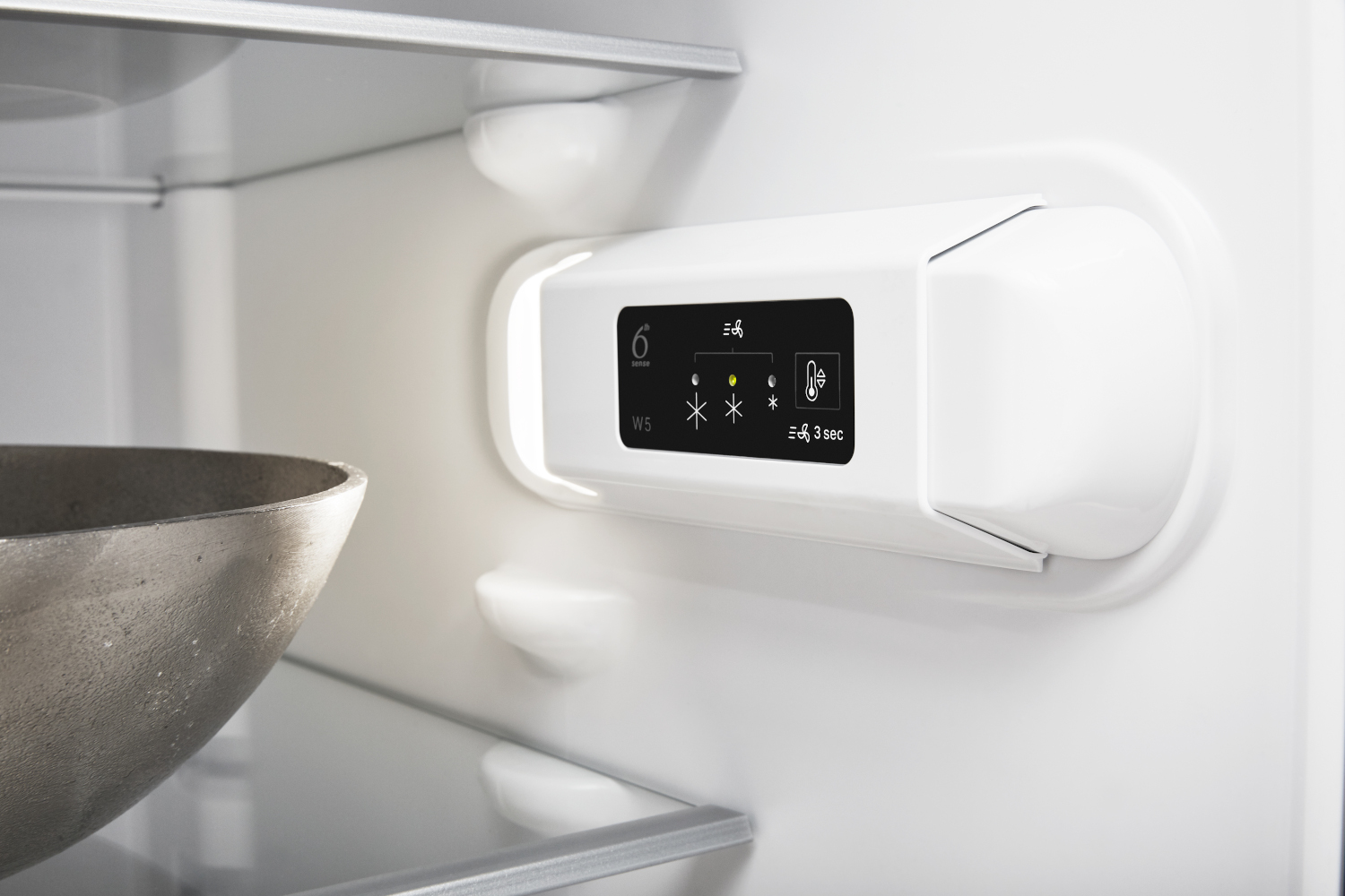 WHIRLPOOL Frigo-congélateur A++ (W5 721E OX)