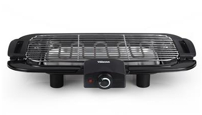Schwarzer Elektrogrill mit sichtbaren Heizelementen, auf weißem Hintergrund.
