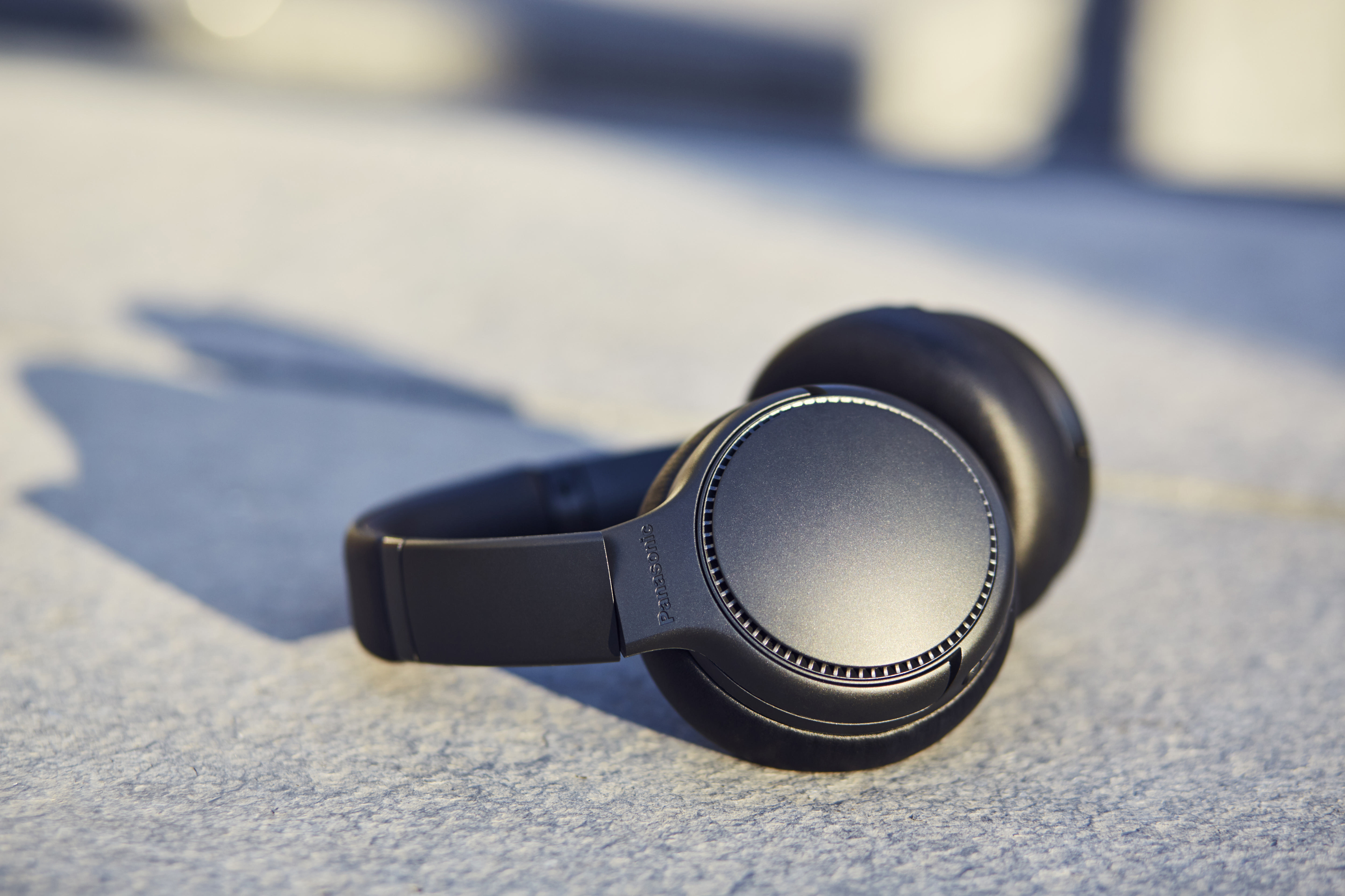 PANASONIC RB-M 700B, Over-ear Kopfhörer Bluetooth Schwarz