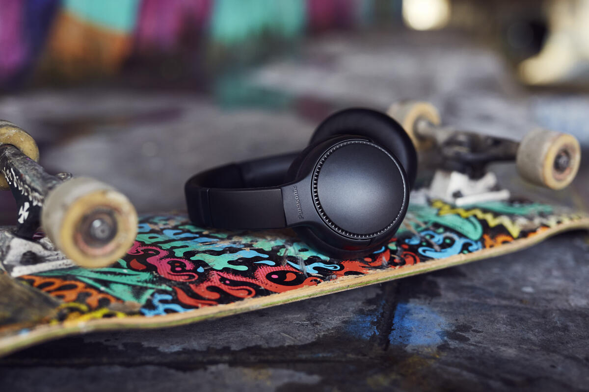 PANASONIC RB-M 700B, Over-ear Kopfhörer Bluetooth Schwarz
