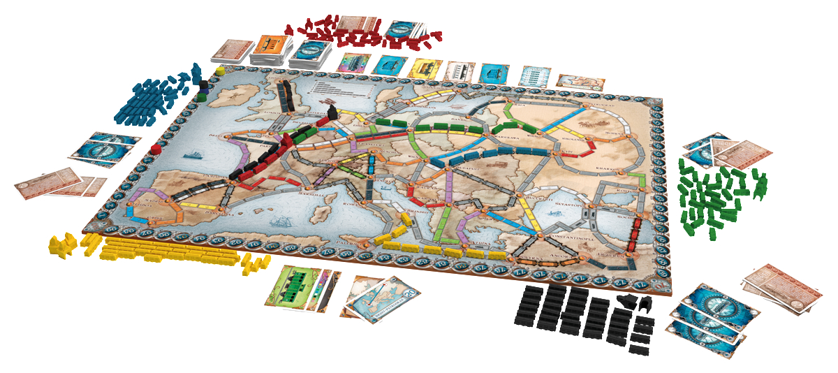 Ticket-to-Ride-Brettspiel mit Zugteilen, Karten und einer Europakarte.