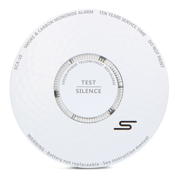 Witte rook- en koolmonoxidemelder met test/stilte-knop en tekst erop.