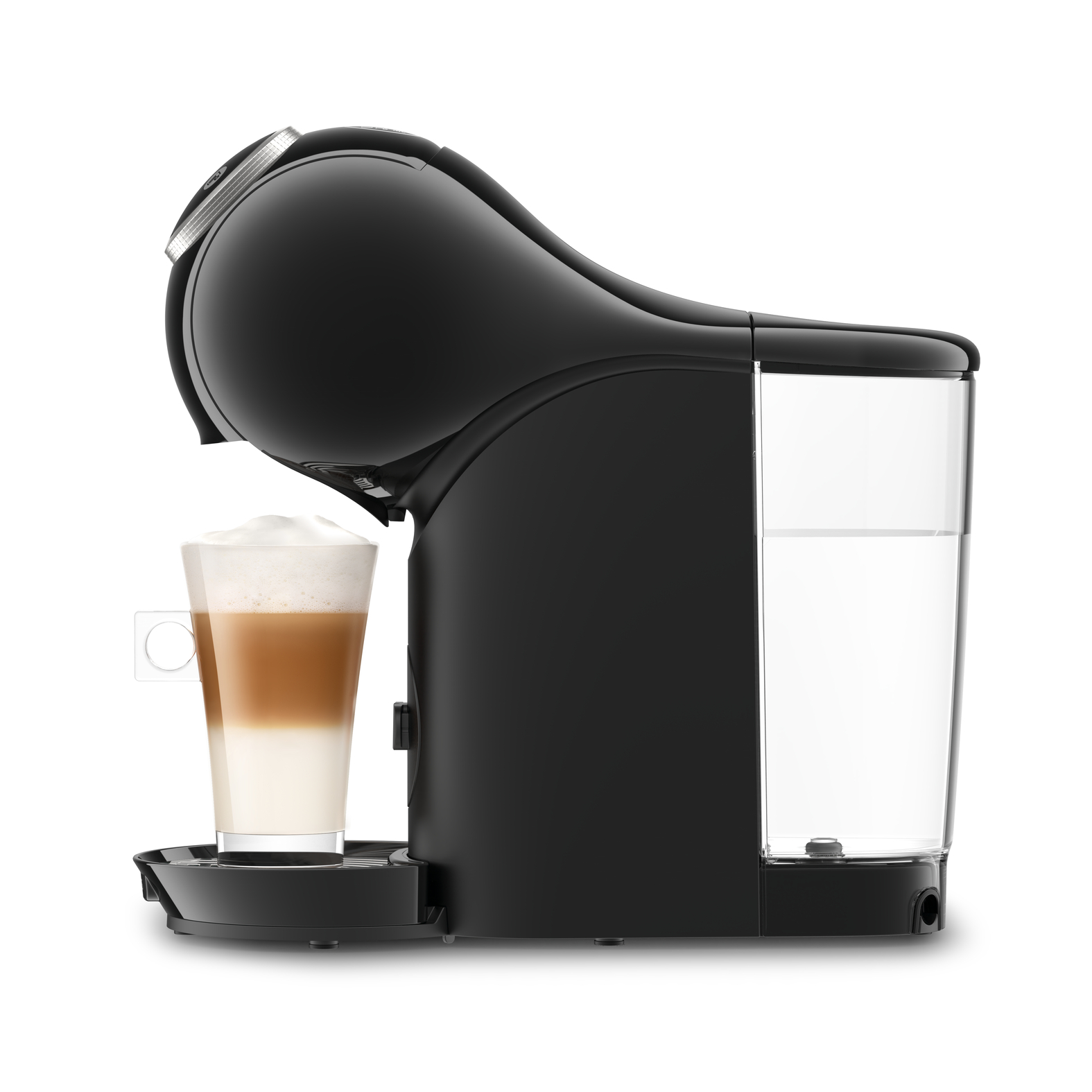 Zwarte koffiemachine met een latte in een glas.