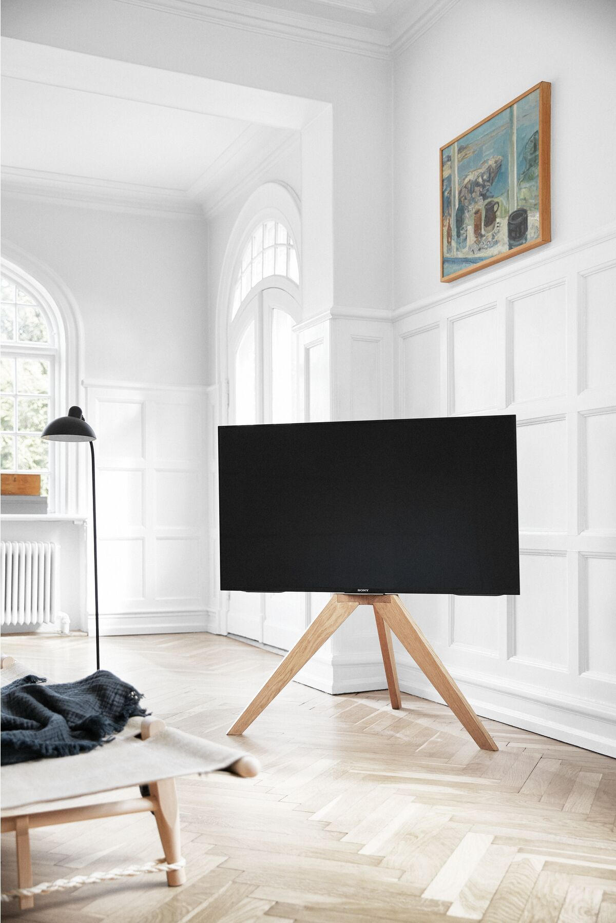 VOGEL´S Vogel's NEXT OP1 Standfuß für 117-178 cm (46-70 Zoll) Fernseher, max. 40 kg, Vesa max. 400 x 400 Standfuß, max. 70 Zoll, Eiche Hell