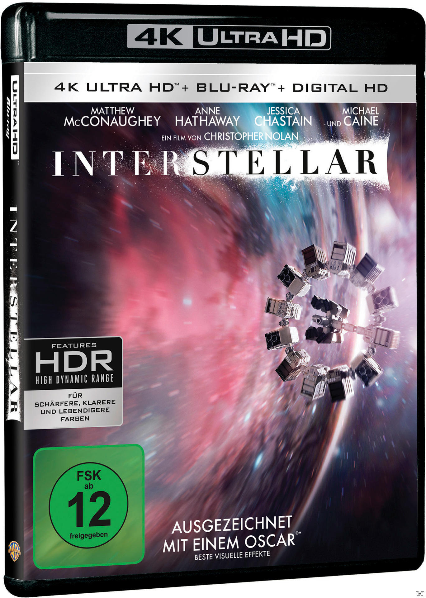 Interstellar Filmcover, eine Sci-Fi-Szene mit Sternen und einem Raumschiff.
