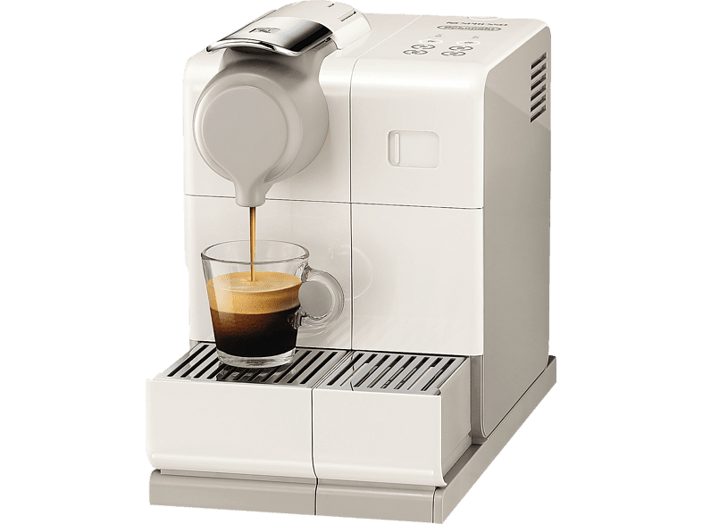 Una cafetera blanca y gris que dispensa café en una taza de vidrio. La máquina tiene un diseño elegante.