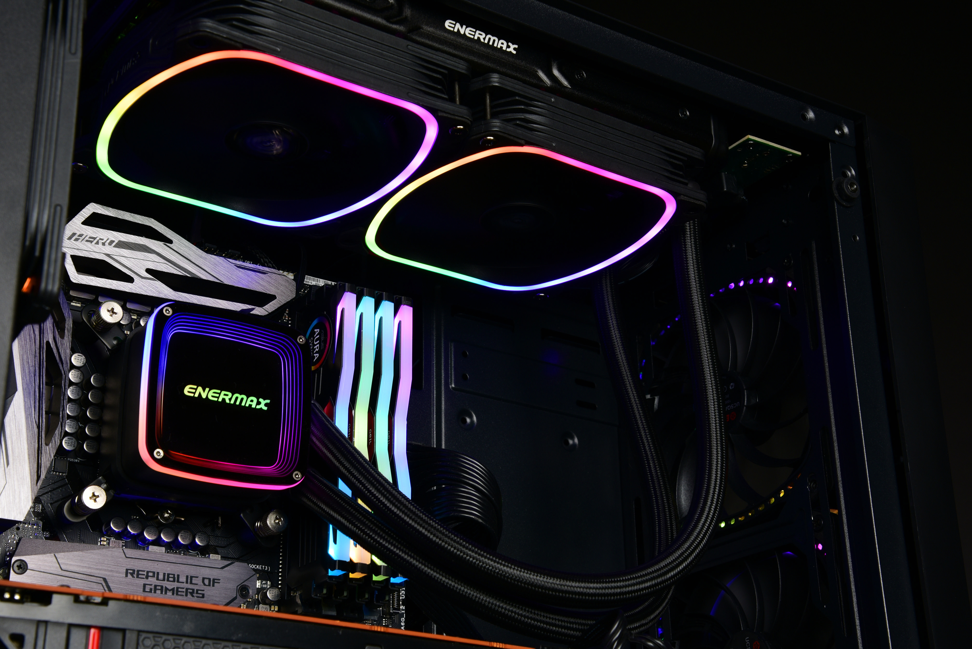 ENERMAX Aquafusion 240 RGB CPU Wasserkühlung, Schwarz