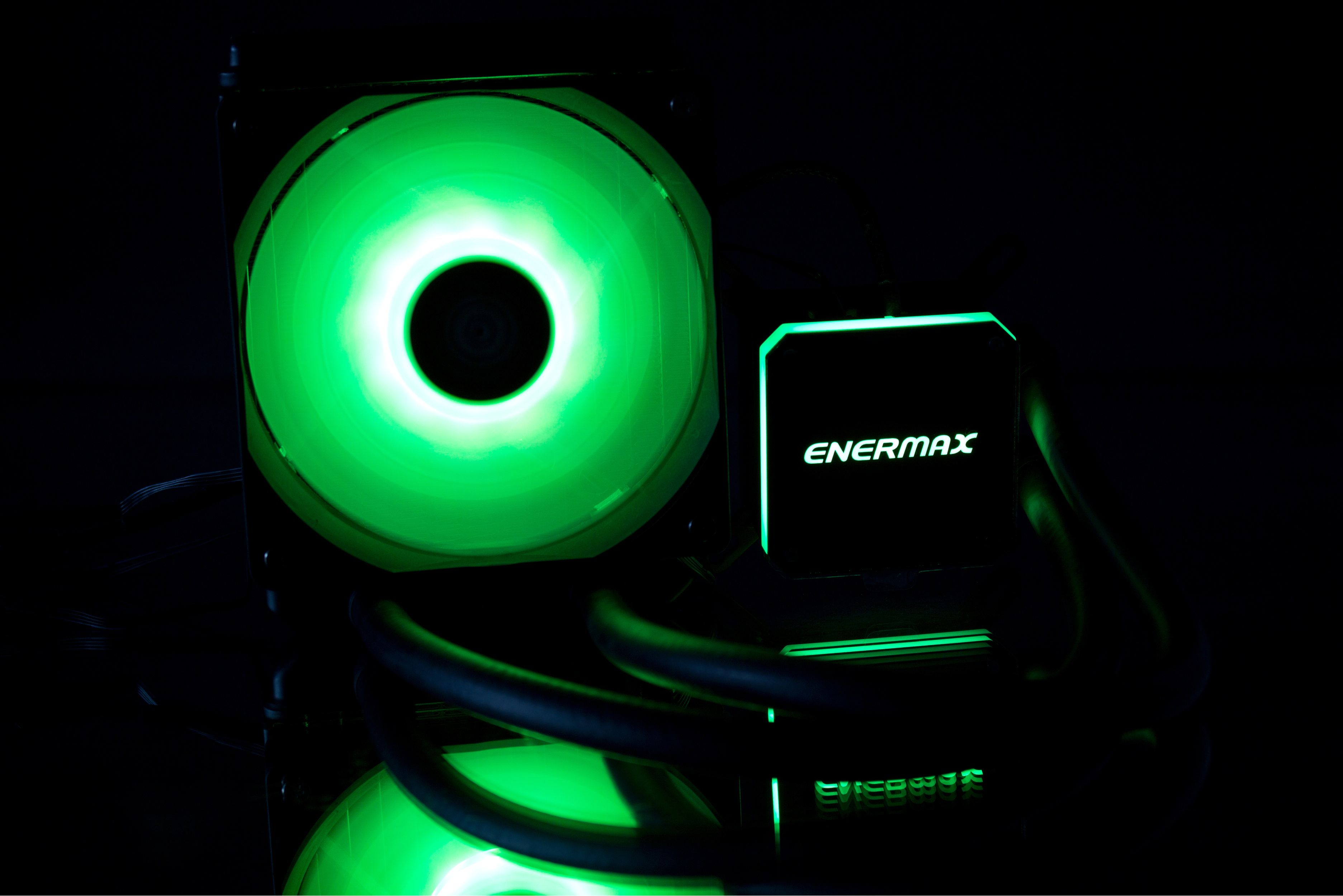 ENERMAX Liqmax III RGB 120 Schwarz RGB CPU Wasserkühlung, Schwarz