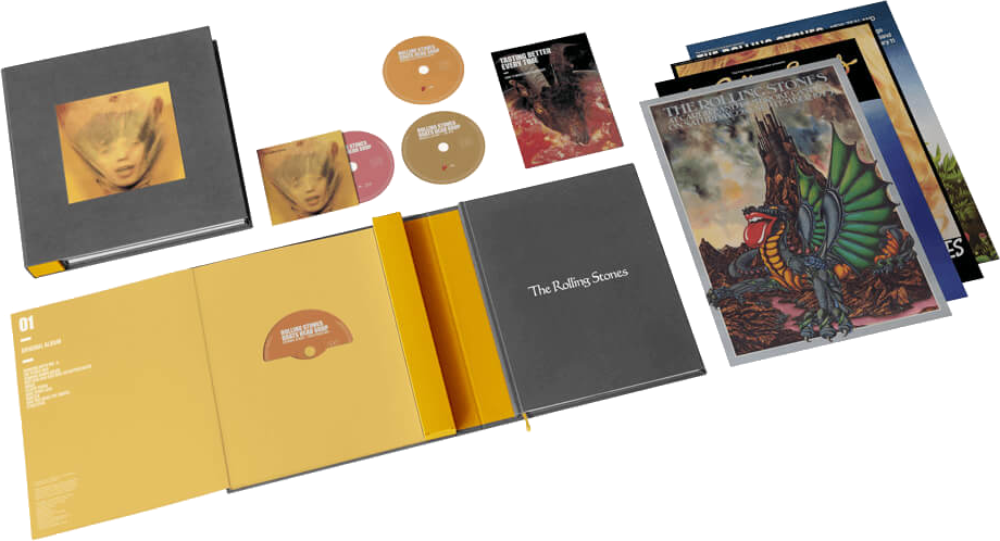 The Rolling Stones album készlet. Könyvek és CD-k sárga és fehér részletekkel. Fehér háttér.