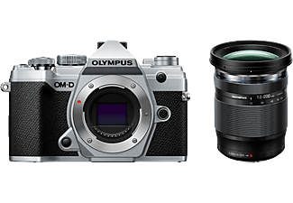 OLYMPUS OM-D E-M5III ezüst + EZ-M12-200 Kit