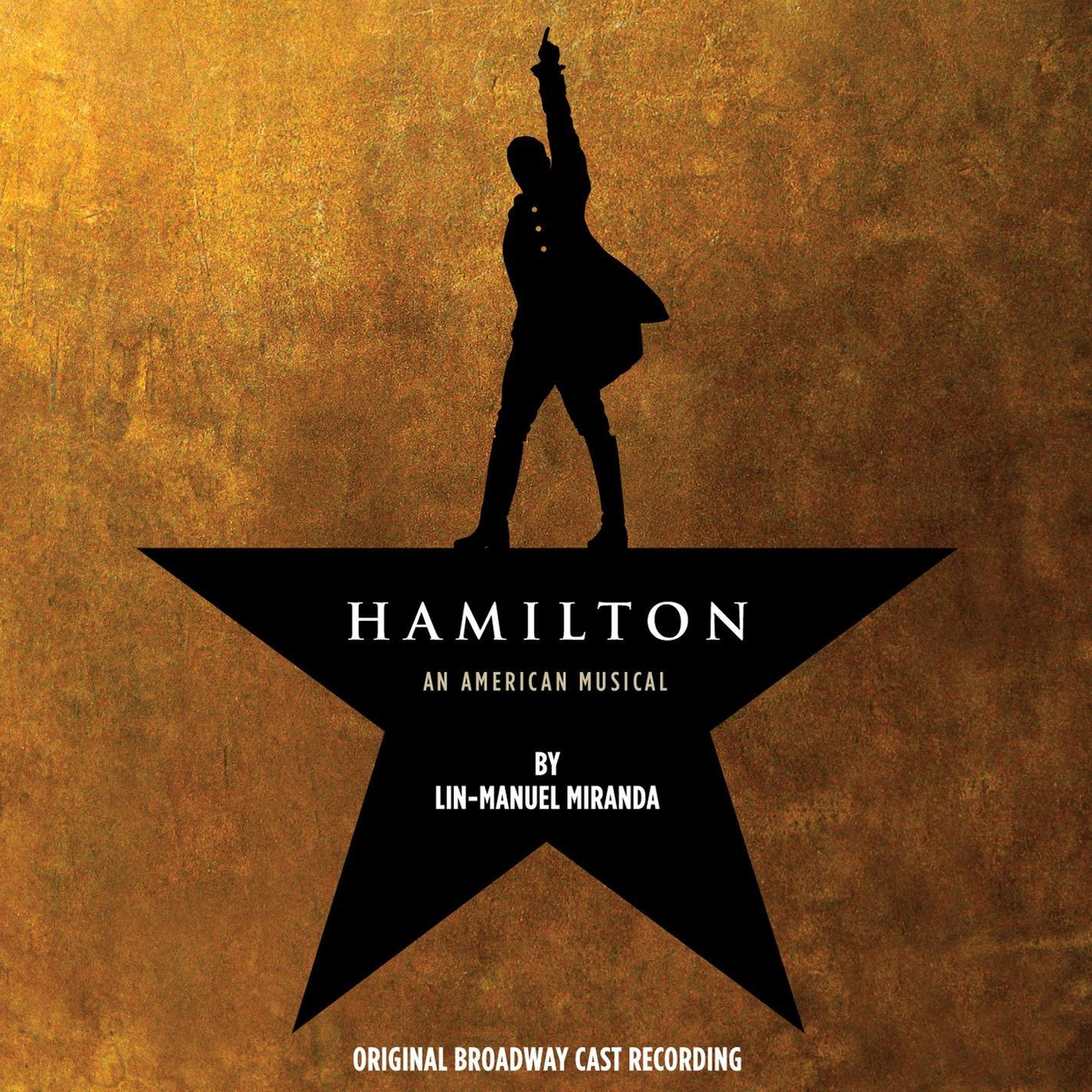 Das Hamilton-Musical-Logo zeigt eine Silhouette eines Mannes auf einem Stern, mit Titel und Credits unten auf goldenem Hintergrund.