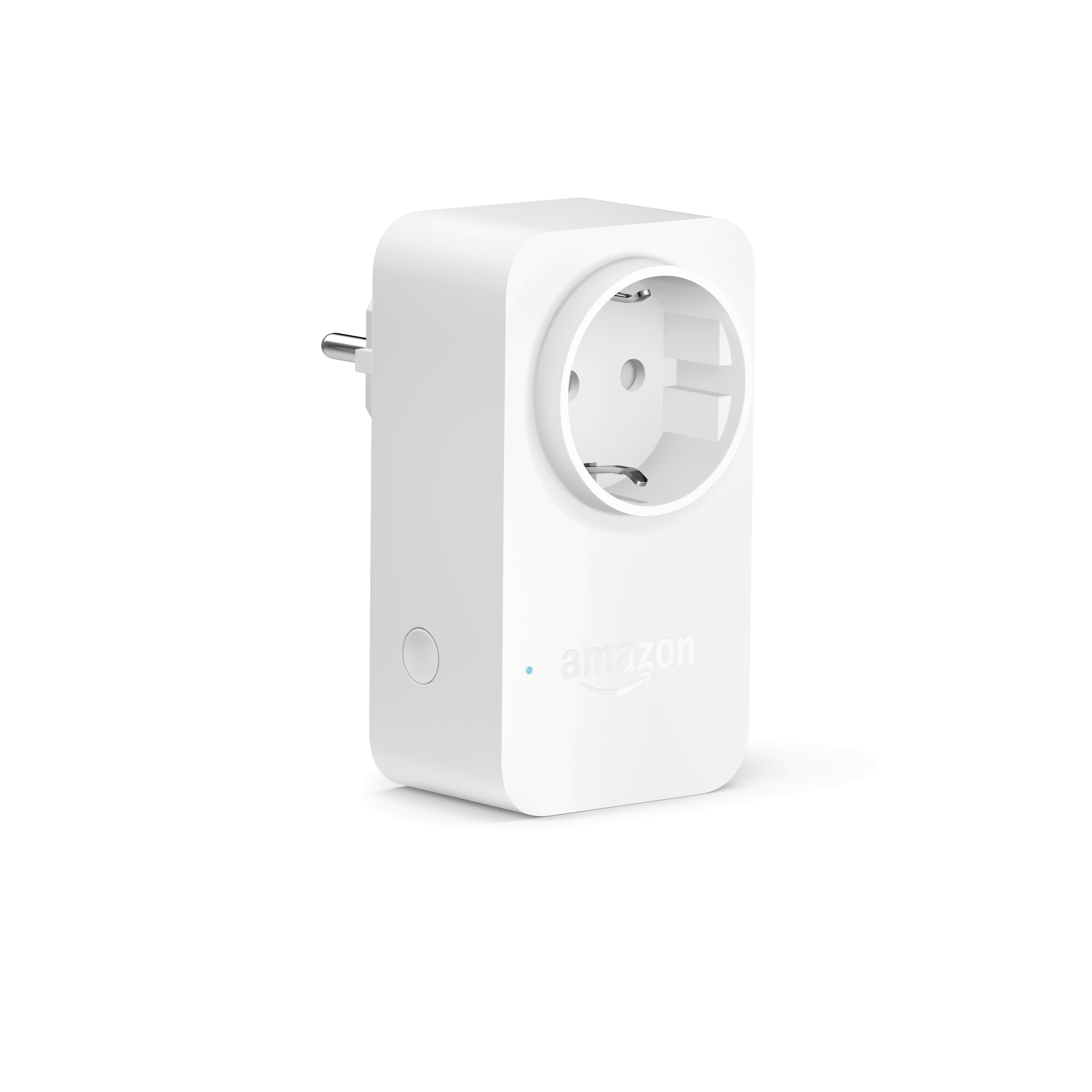 Ein weißer Amazon Smart Plug. Er hat einen dreipoligen Stecker auf der linken Seite.