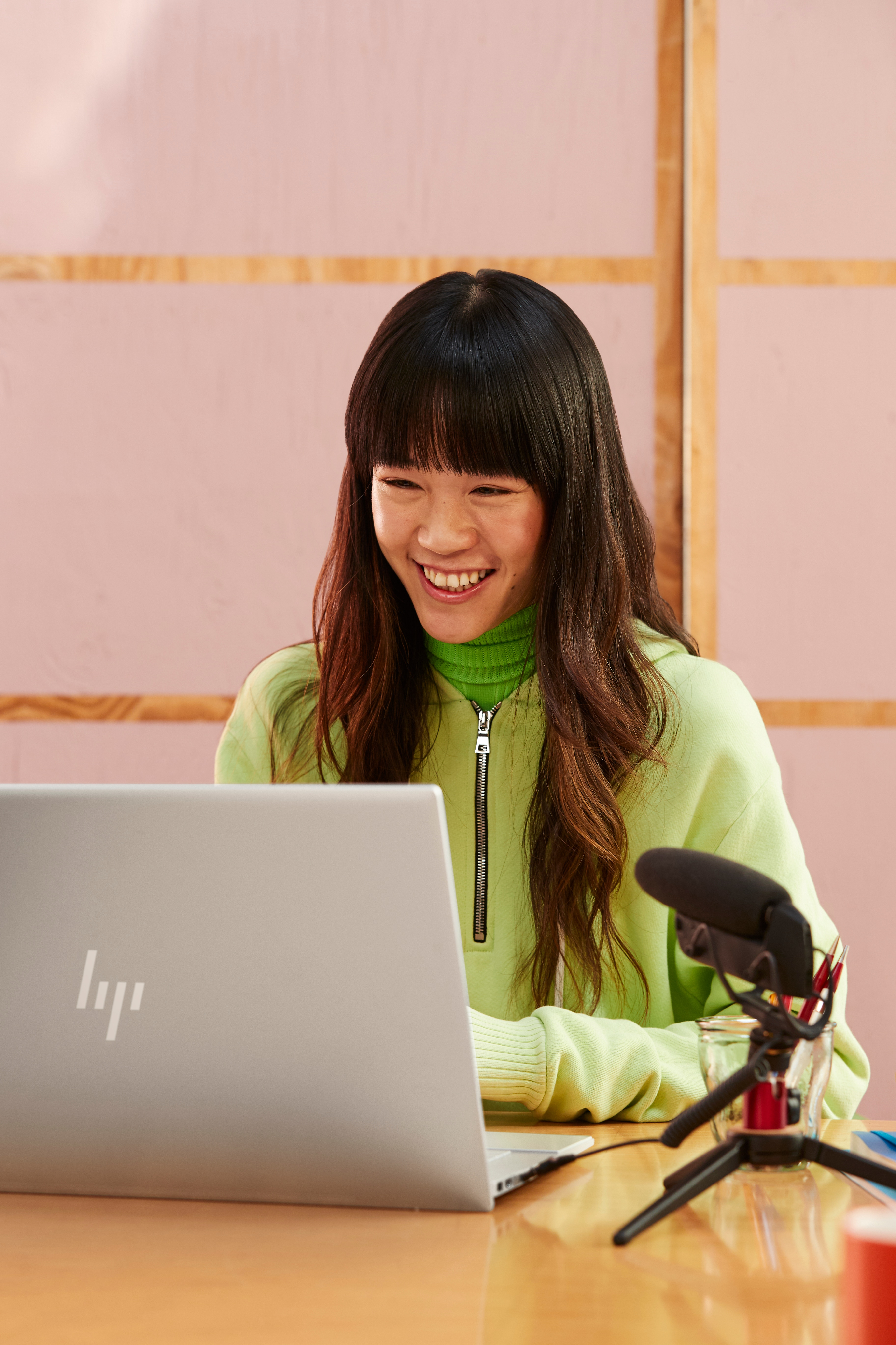 HP ENVY 17-cg0330ng - 17,3 Zoll - Intel® Core™ i7 i7-1065G7 - 16 GB - 1 TB - NVIDIA GeForce® MX330 - Windows 10 Home (64 Bit)