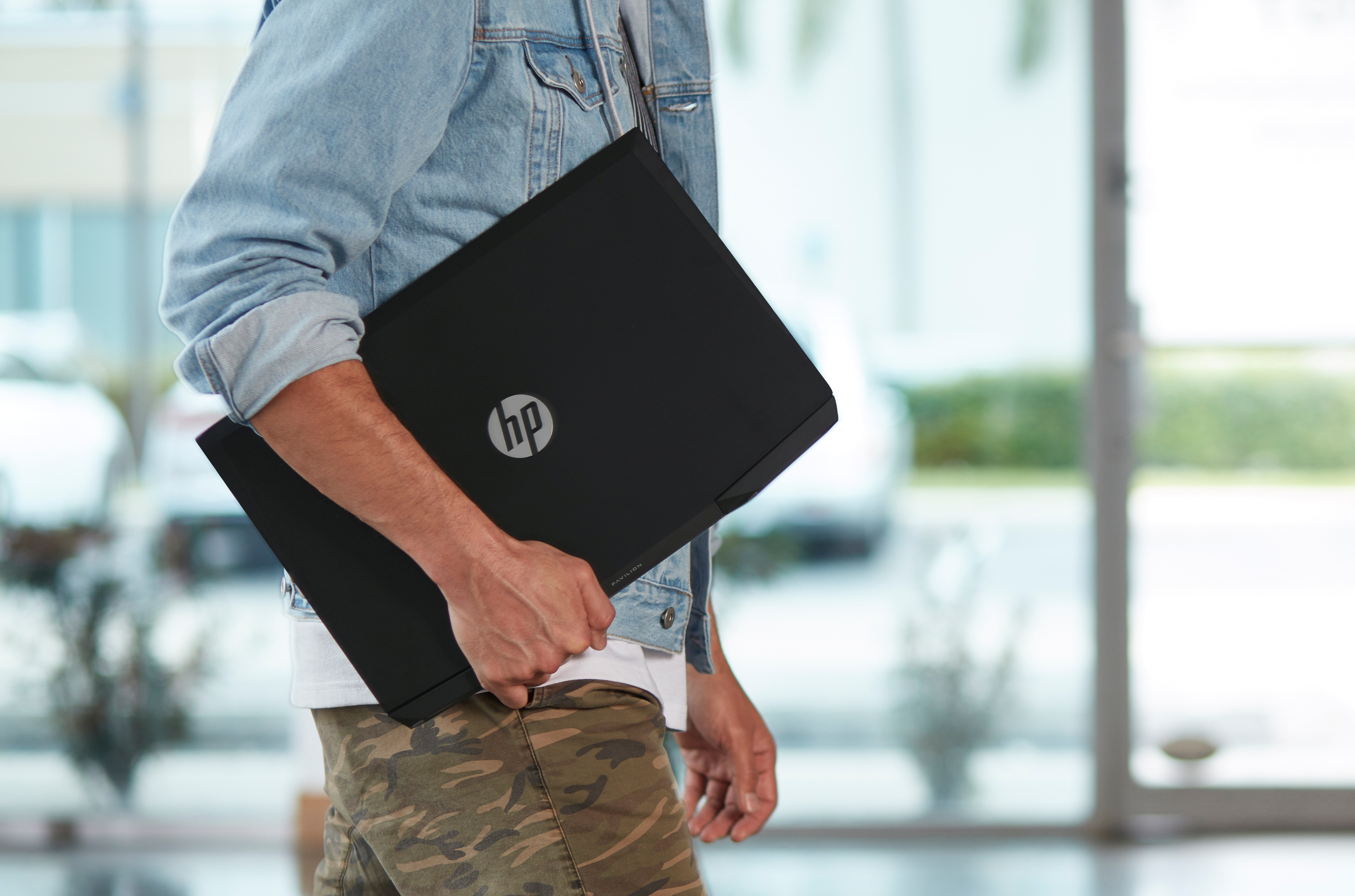 HP Pavilion 17-cd0310ng - 17,3 Zoll - Intel® Core™ i5 i5-9300H - 8 GB - 512 GB - NVIDIA GeForce® GTX 1650 - Windows 10 Home (64 Bit)