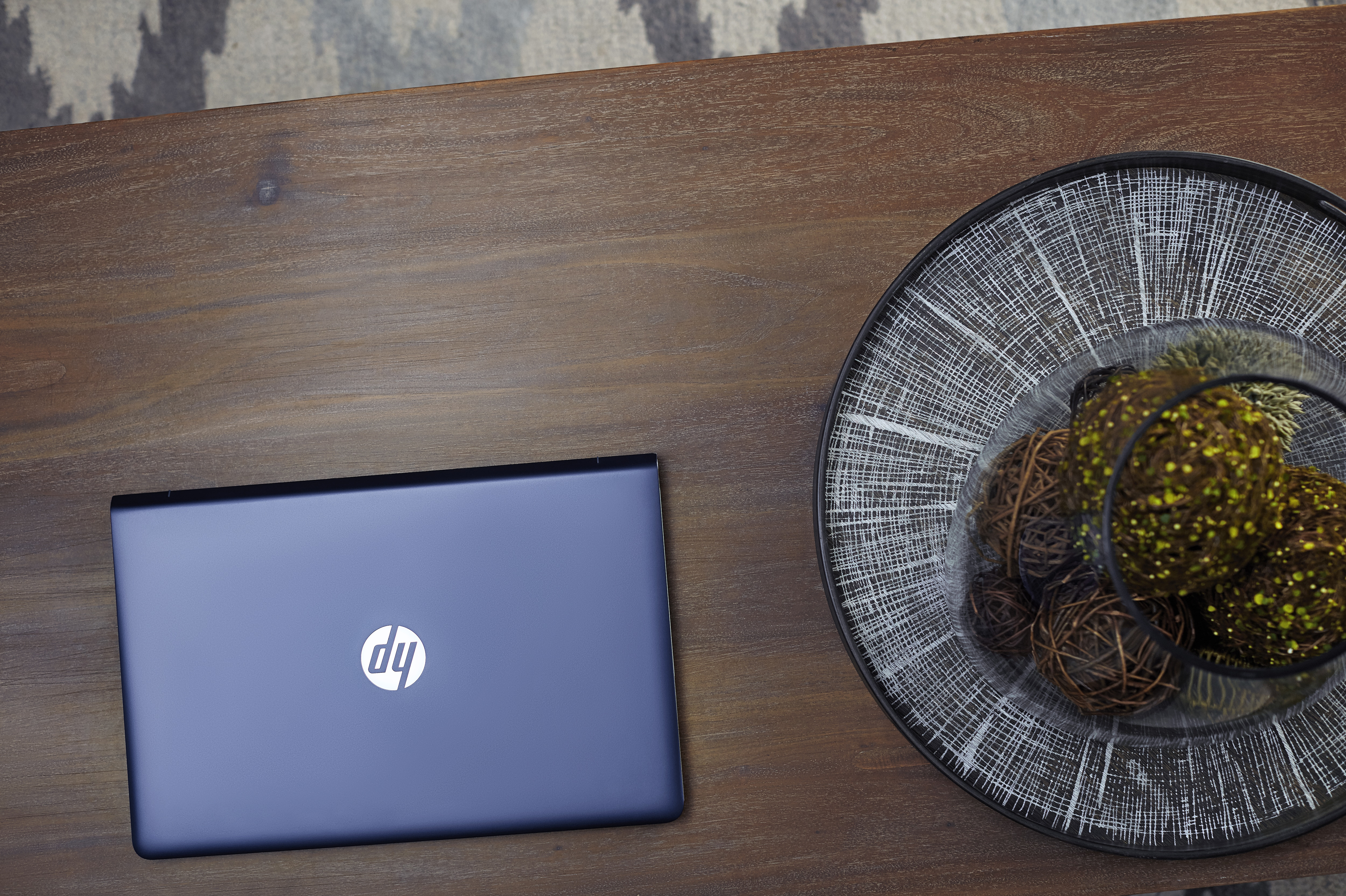 HP Pavilion I5-8250U İşlemci/8 Bellek/1TB Harddisk/2GB GT940MX Ekran Kartı/15.6/2PR73EA Laptop