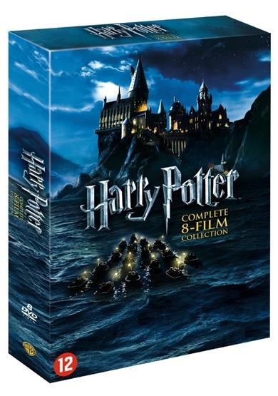 Harry Potter complete filmcollectie dvd-box. Kasteel op water achtergrond. Donkerblauw.