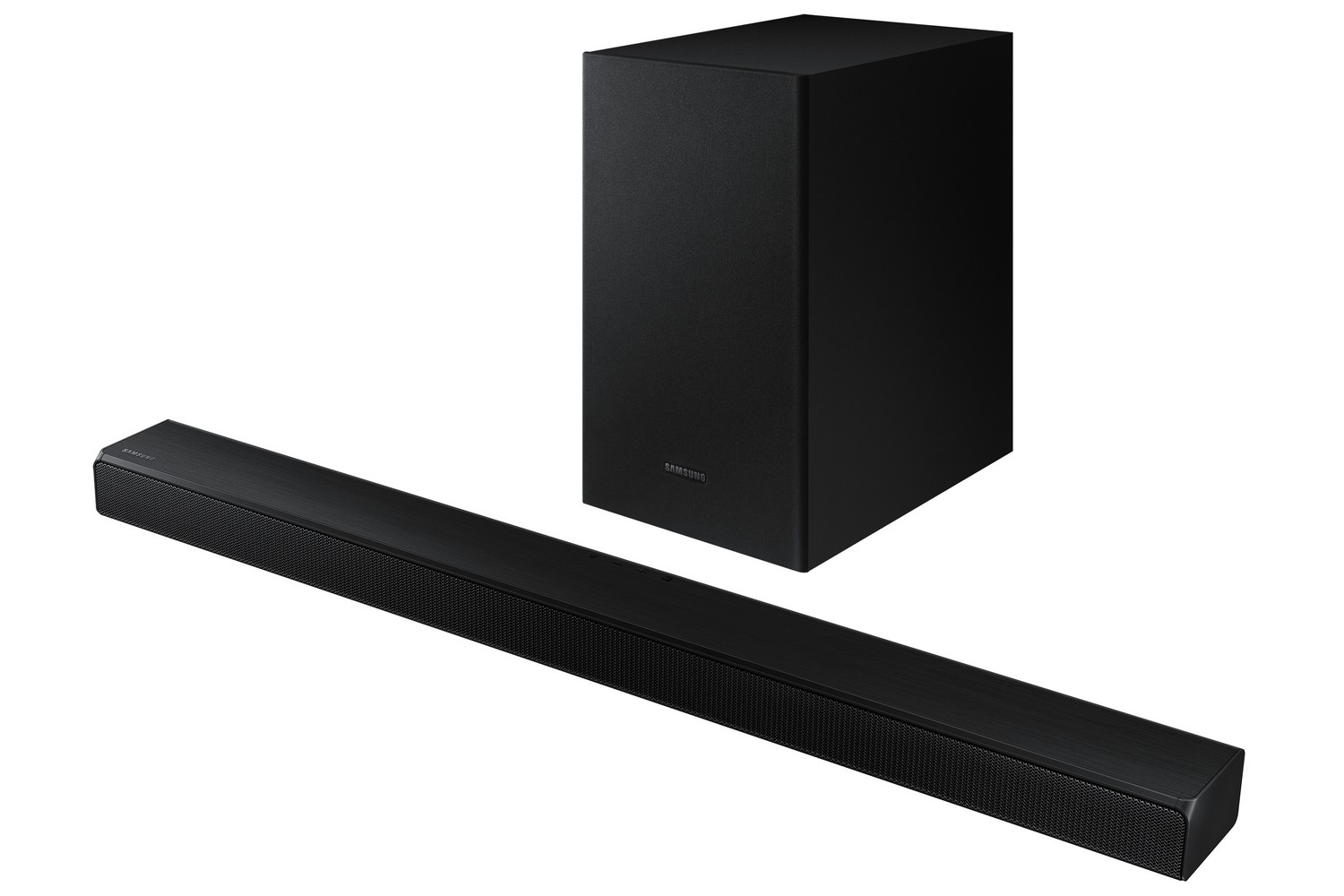 Conjunto de barra de sonido y subwoofer negros. La barra de sonido es larga y delgada. Ambos sobre fondo blanco.