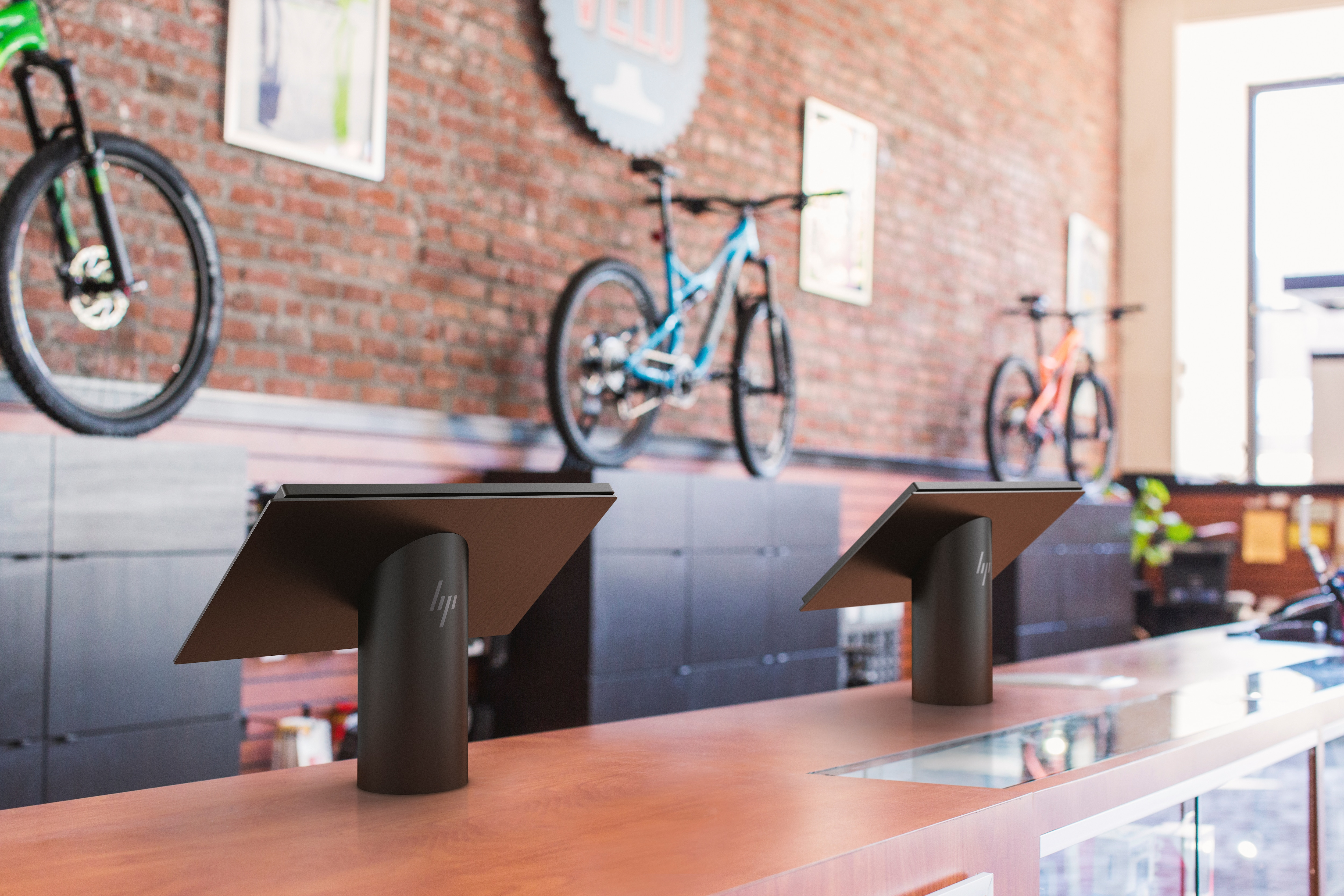 HP - B2B ElitePOS G1 Retail-System, Modell 141 - Celeron® 3965U - 4 GB - 128 GB