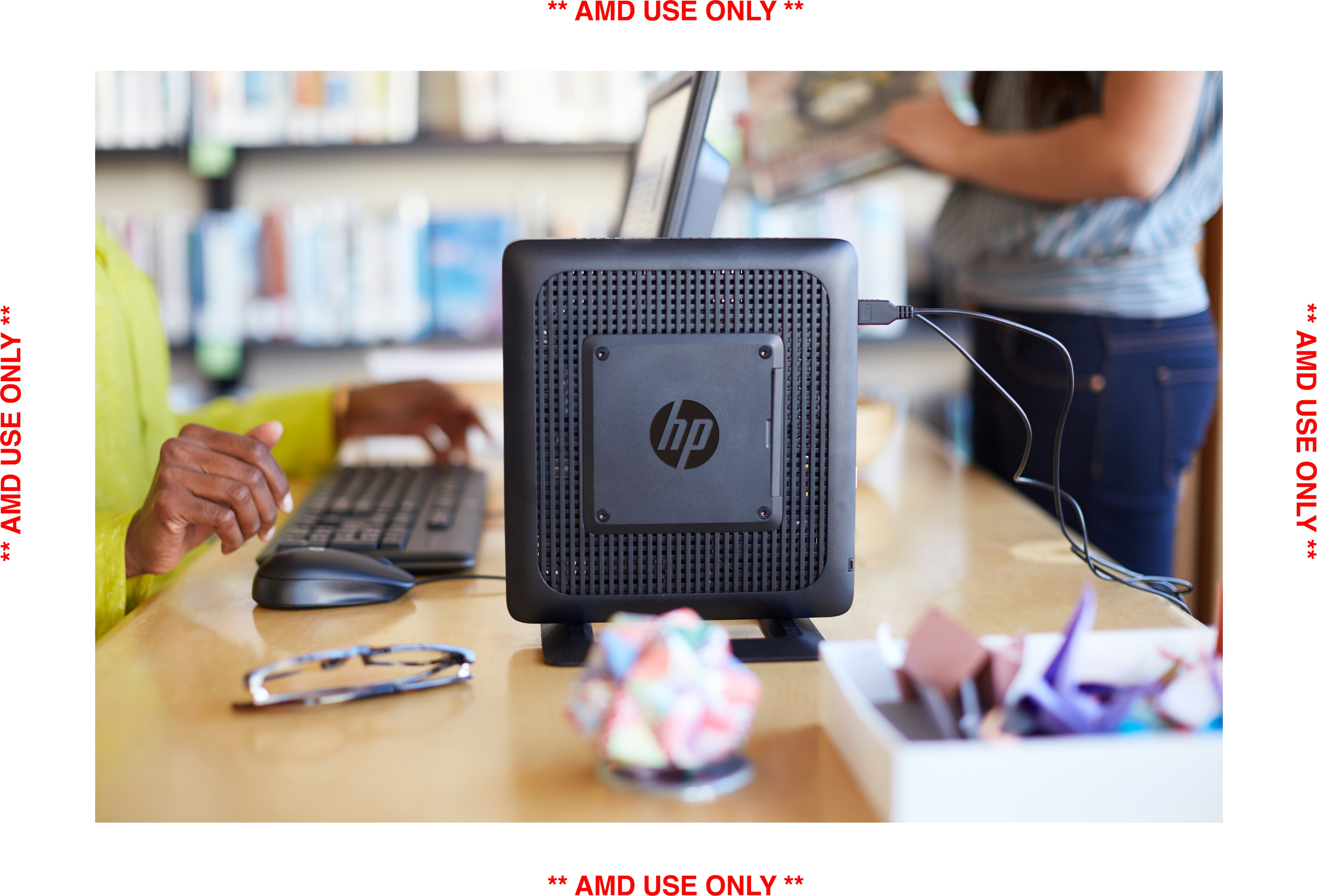 HP - B2B t520 Flexible Thin Client - AMD G-Series GX-212JC - 4 GB - 16 GB