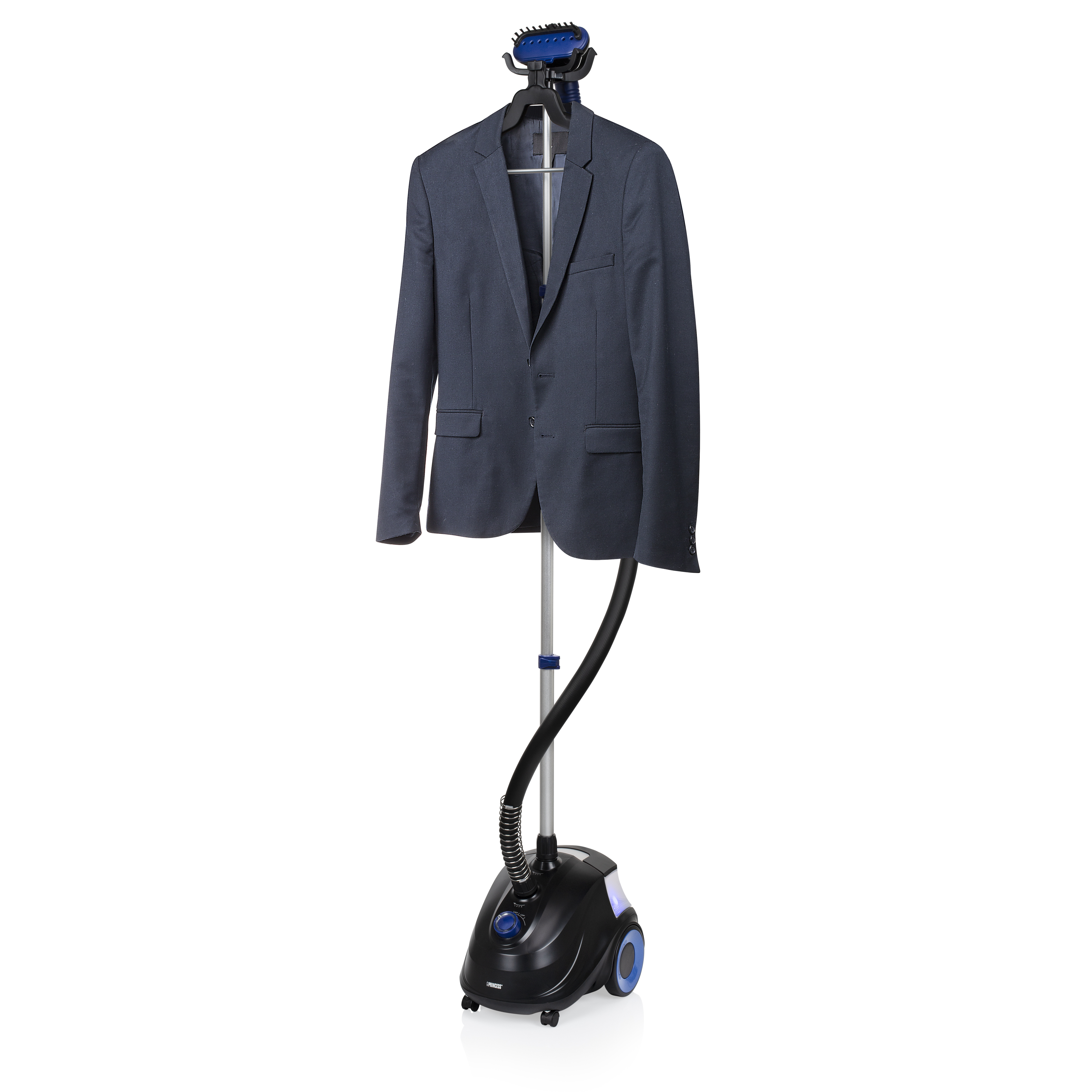 Kledingstomer met een jas eraan. De machine is zwart en blauw.