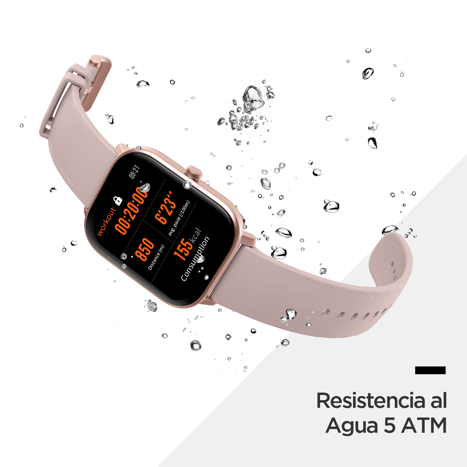 Un reloj inteligente rosa sobre un fondo de gotas de agua, mostrando la hora, estadísticas de entrenamiento y 155 kcal.