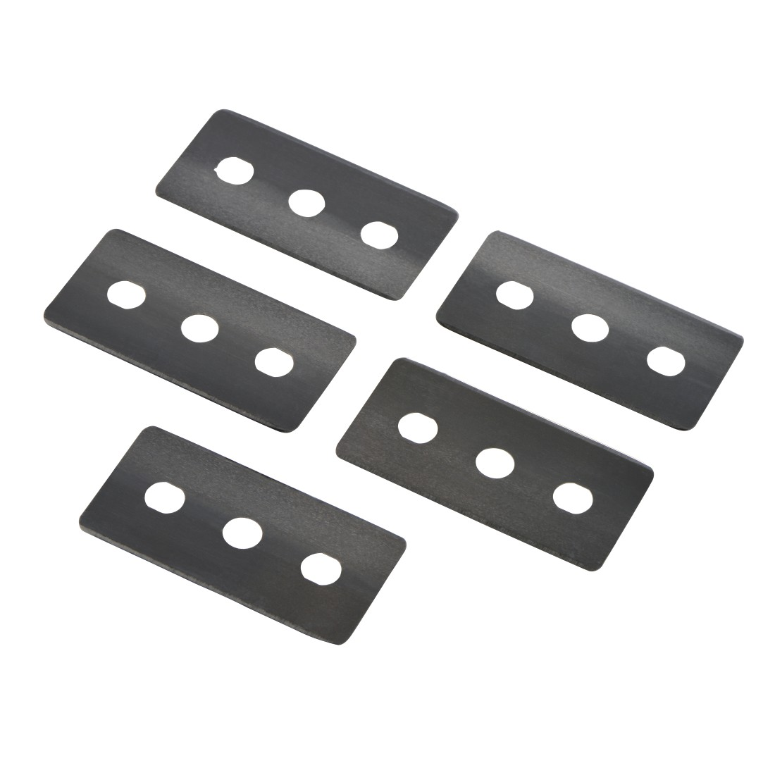 Cinq lames métalliques rectangulaires avec trois trous chacune, disposées sur un fond blanc.