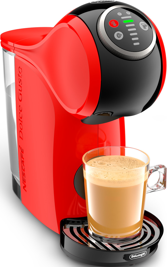 Macchina per caffè rossa e nera con un bicchiere di caffè. Un serbatoio dell'acqua trasparente a sinistra.