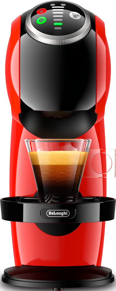 Macchina da caffè DeLonghi Genio S rossa e nera con un bicchiere di caffè.